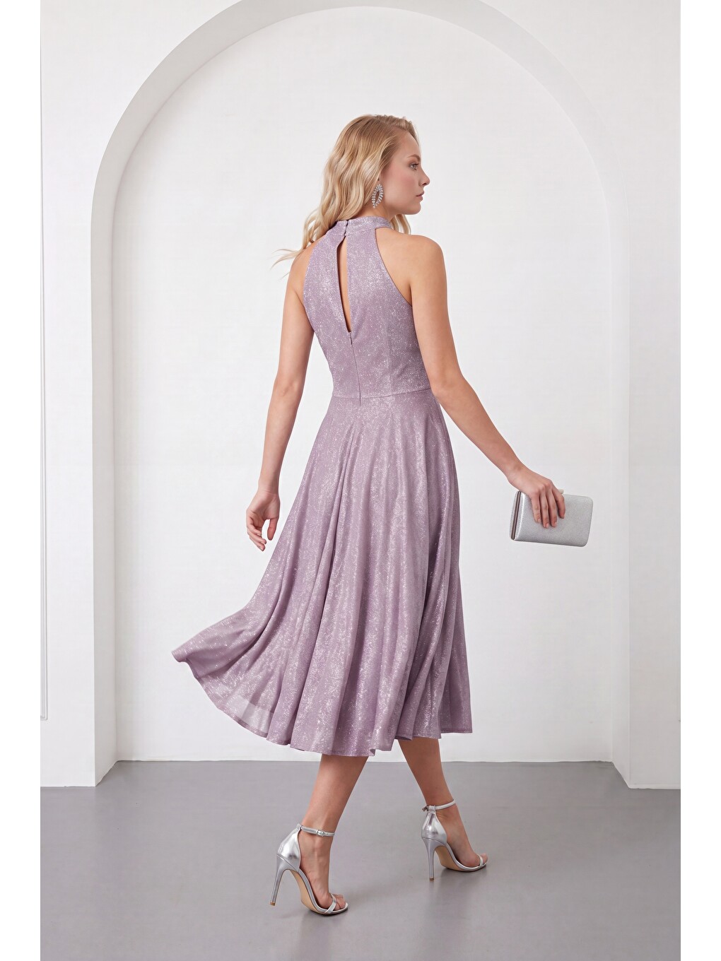 Lila Kadın Lavanta Halter Yaka Simli Midi Kloş Abiye Elbise-5