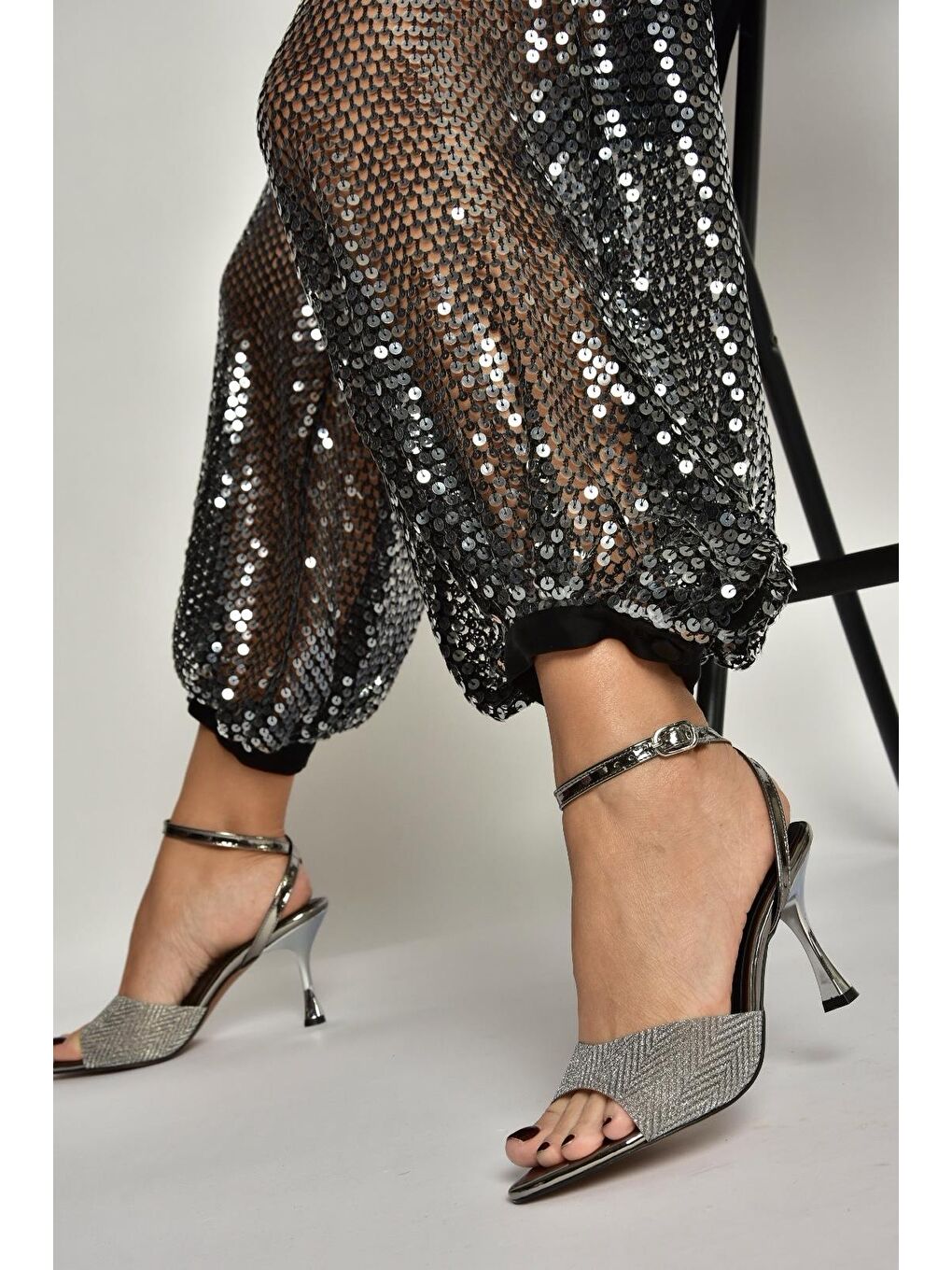 Antrasit Platin Kadın Topuklu Ayakkabı Y820140034-3