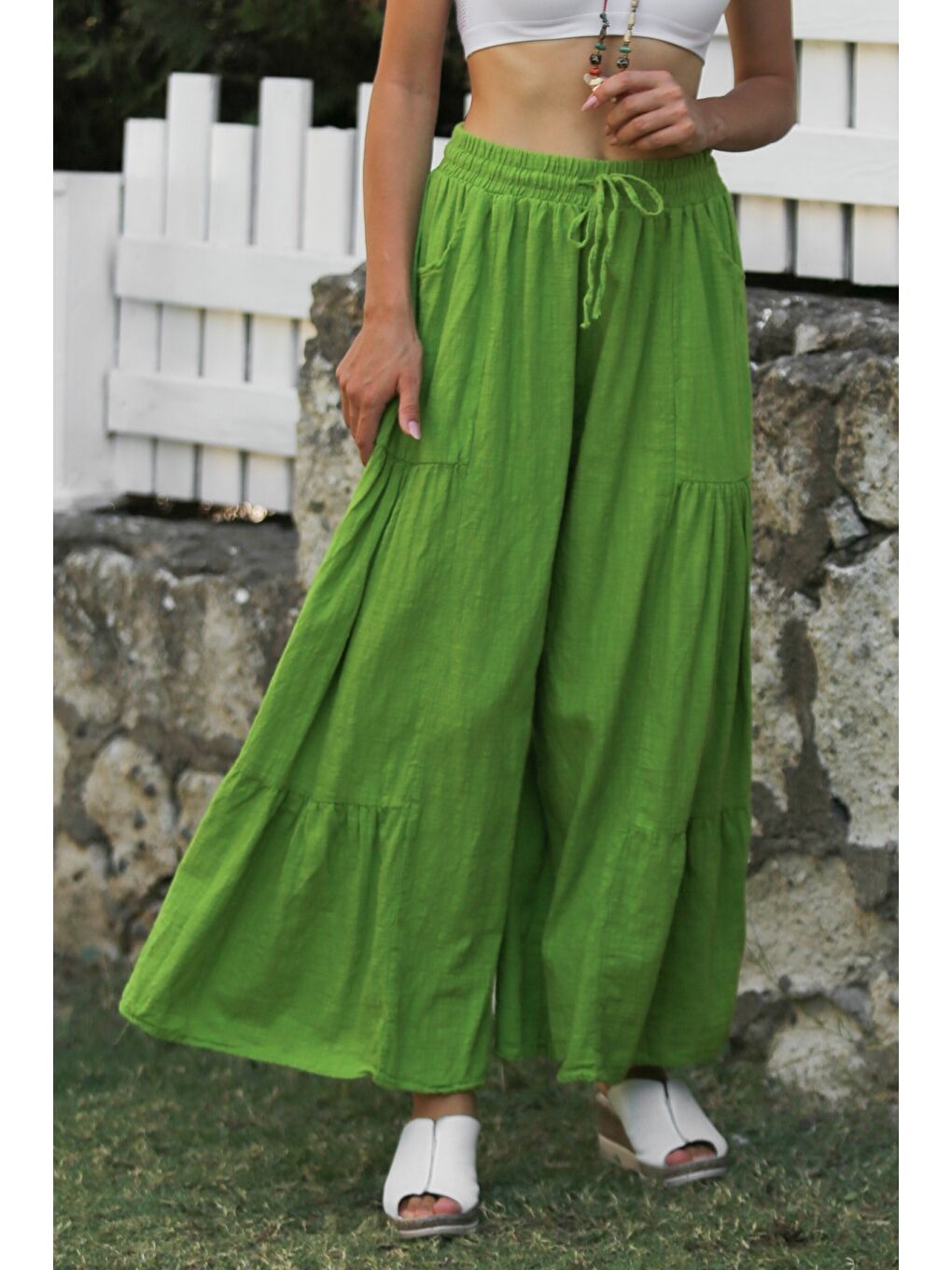 İtalyan Fıstık Yeşili Keten Dokuma Lastikli Ve Bağlamalı Bel İspanyol Paça Casual Pantolon-2