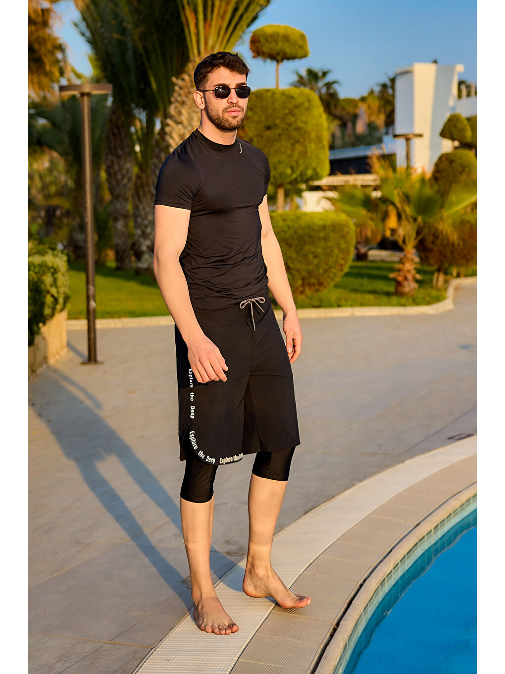 Siyah İç Taytlı, Hızlı Kuruyan, UPF50+ Korumalı Erkek Şort S2504-1-1