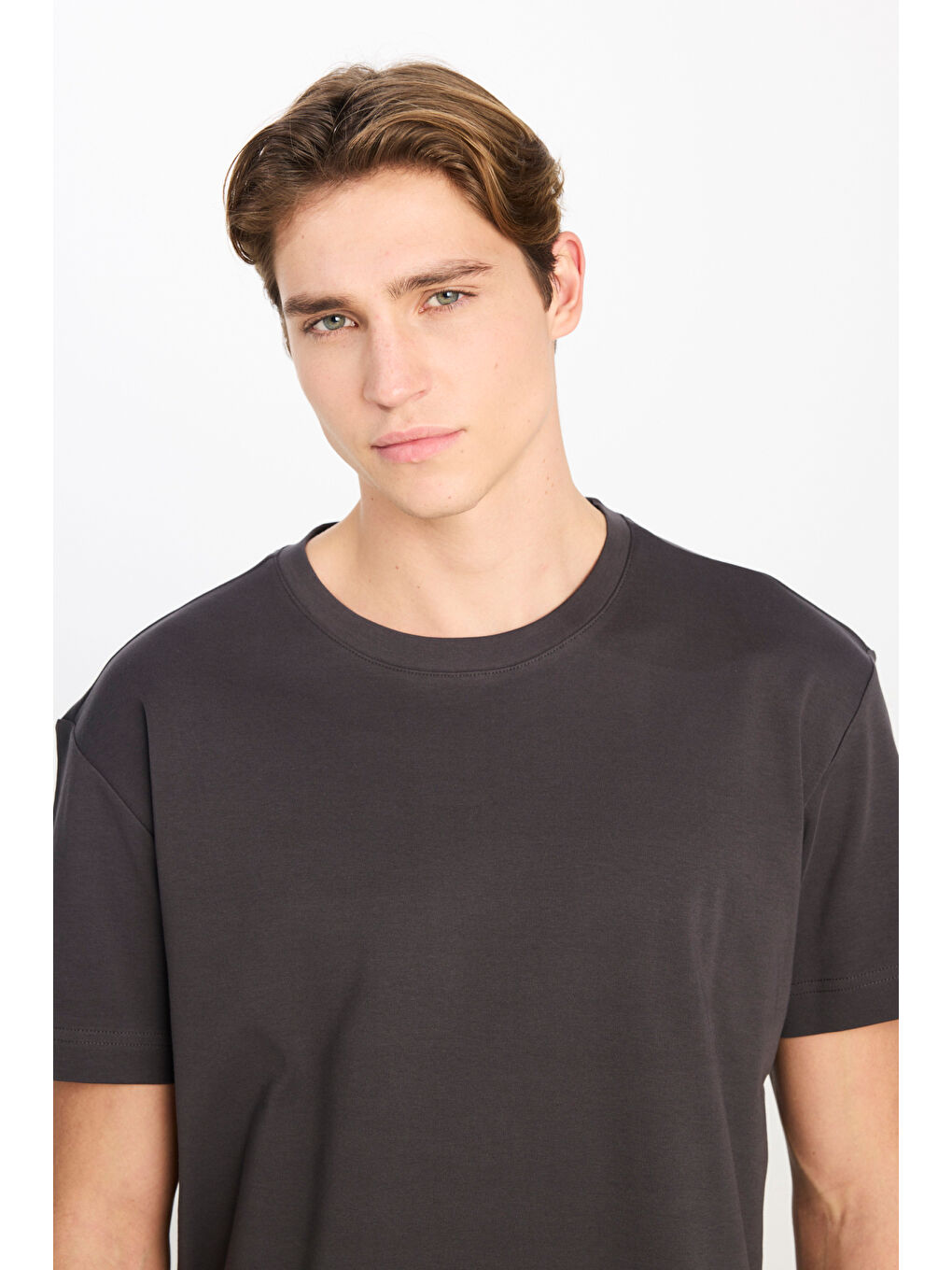 %100 Pamuk Relaxed Fit Geniş Kesim Bisiklet Yaka Antrasit Basic T-shirt-3