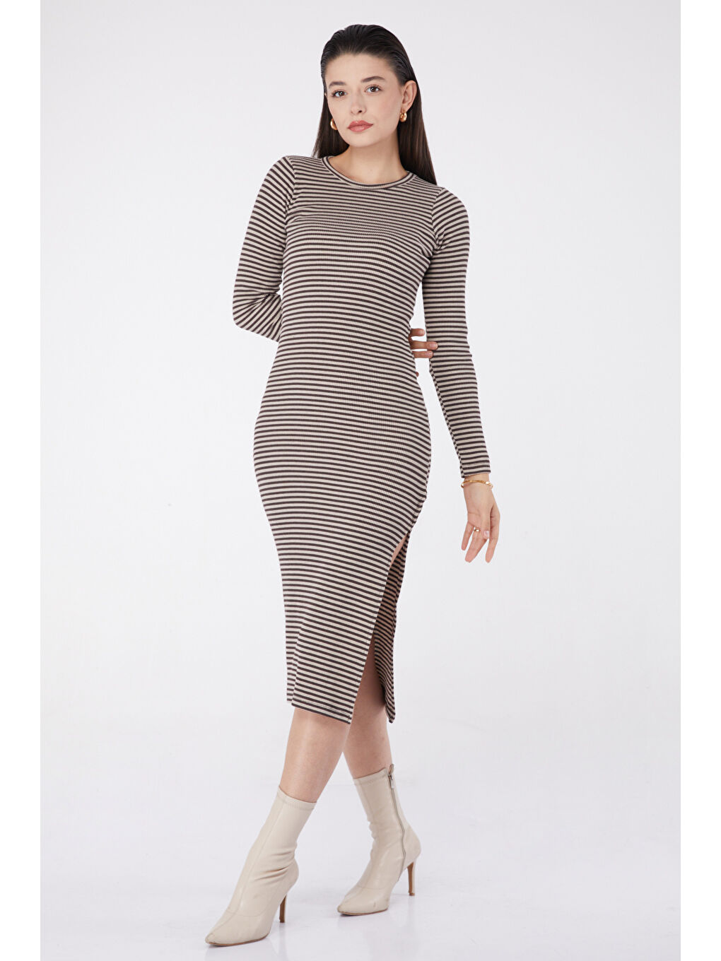 Kahverengi Yırtmaçlı Çizgili Elbise Kahve - 26367