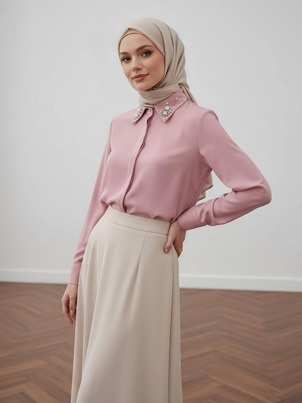 Pembe Yakası Taşlı Basic İç Göstermeyen Gömlek