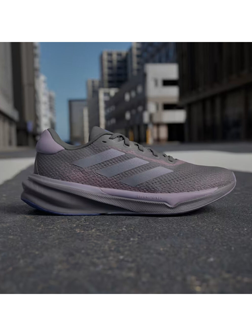 Supernova Stride Kadın Siyah Yol Koşusu Ayakkabısı-1