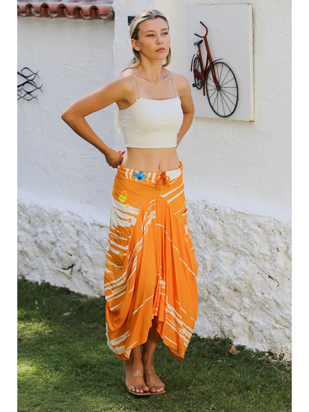 Turuncu Çift Cepli Allover Baskılı Dokuma Asimetrik Lastikli Ve Bağlamalı Bel Casual Etek-6