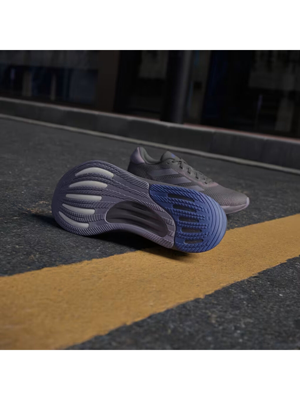 Supernova Stride Kadın Siyah Yol Koşusu Ayakkabısı-4