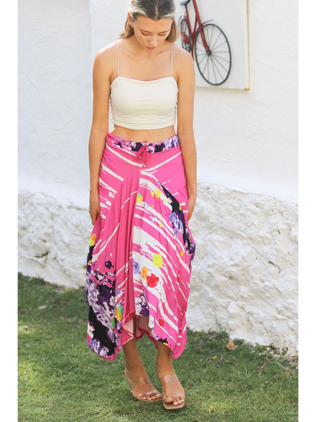 Pembe Çift Cepli Allover Baskılı Dokuma Asimetrik Lastikli Ve Bağlamalı Bel Casual Etek-2