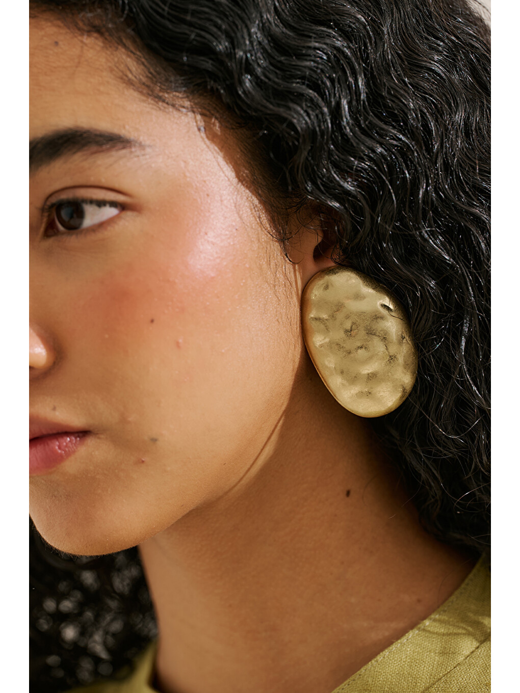 Sarı Yuvarlak Antik Küpe Gold