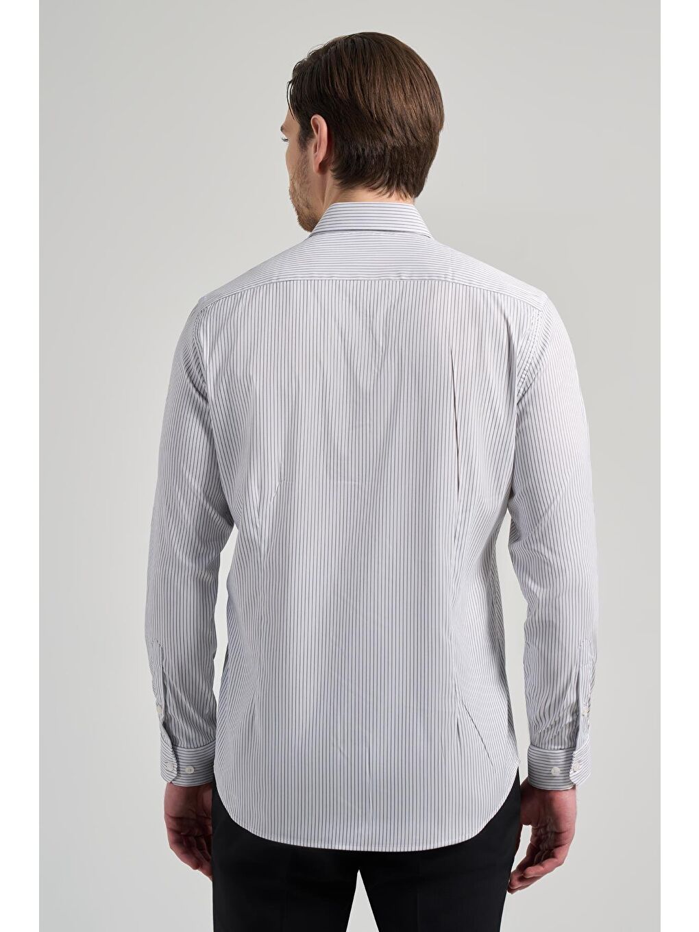 Beyaz Uzun Kol Çizgili Desen Bez Ayağı İtalyan Yaka Cepsiz Esnek Classic Slim Fit Gömlek 1004250201-4