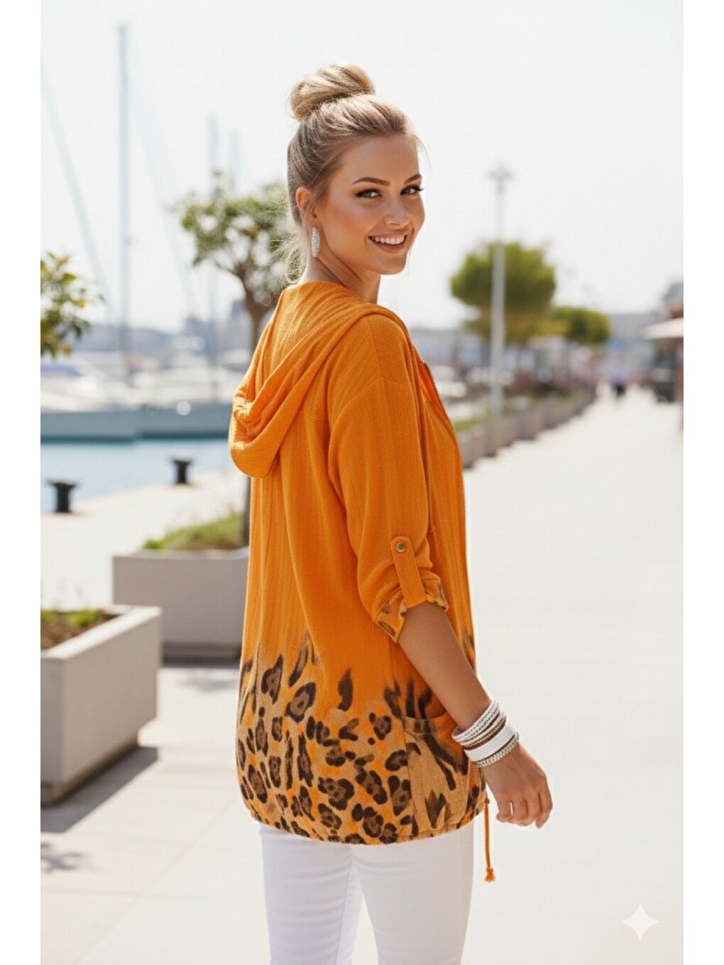 İtalyan Turuncu Düğmeli Uzun Kollu Cepli Kapüşonlu Fermuarlı Baskılı Regular Boy Dokuma Ceket 68 65-5