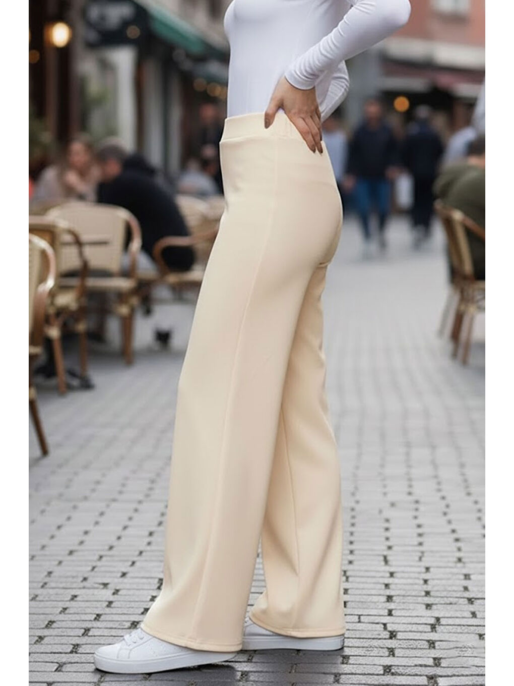 Bej Modal Bol Paça Yüksek Bel Yumuşak Dokulu Beli Lastikli Elastanlı Pantolon-2