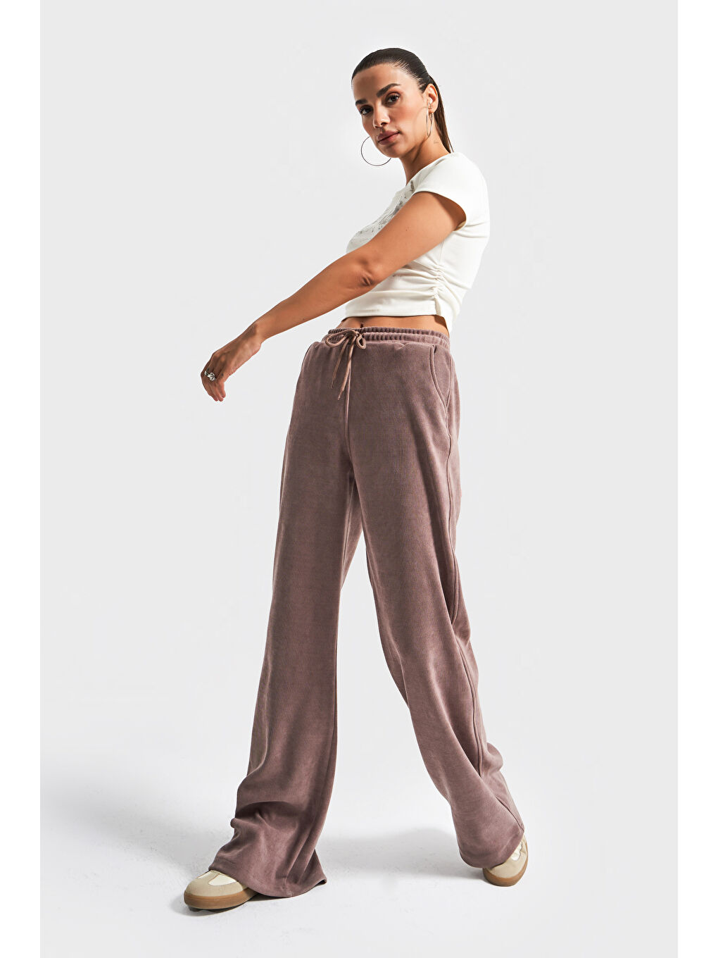 Kahverengi Kadın Pastel Kahve Renk w5-82 İnce Fitilli Örme Esnek Kadife Kumaş Pantolon-1