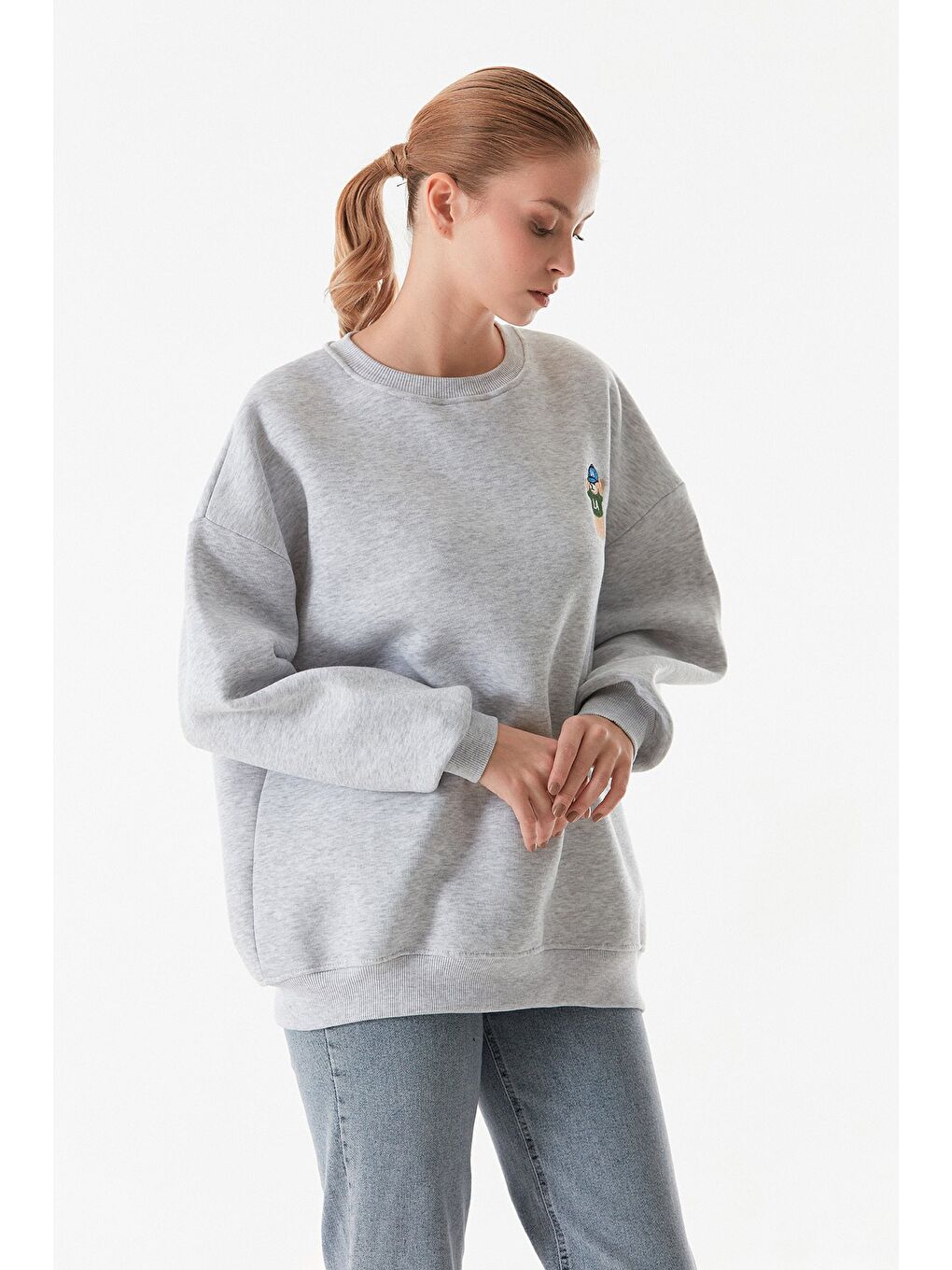 Fullamoda Gri 3 İplik Ayıcık Nakışlı Bisiklet Yaka Oversize Sweatshirt - 1