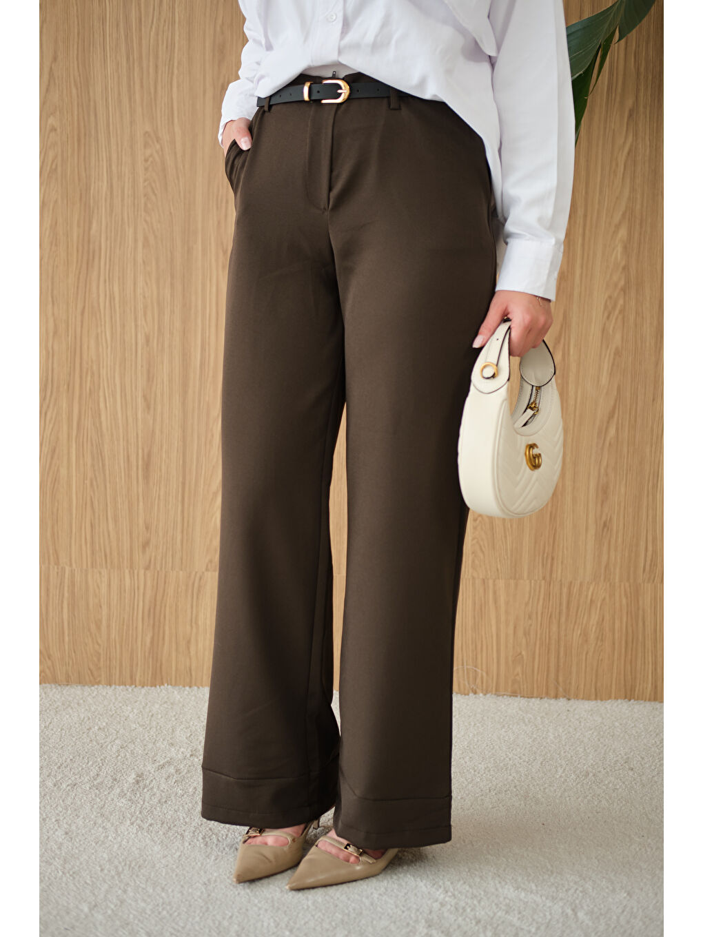 Kadın Paçası Katlama Detay Kemerli Pantolon Kahverengi-3