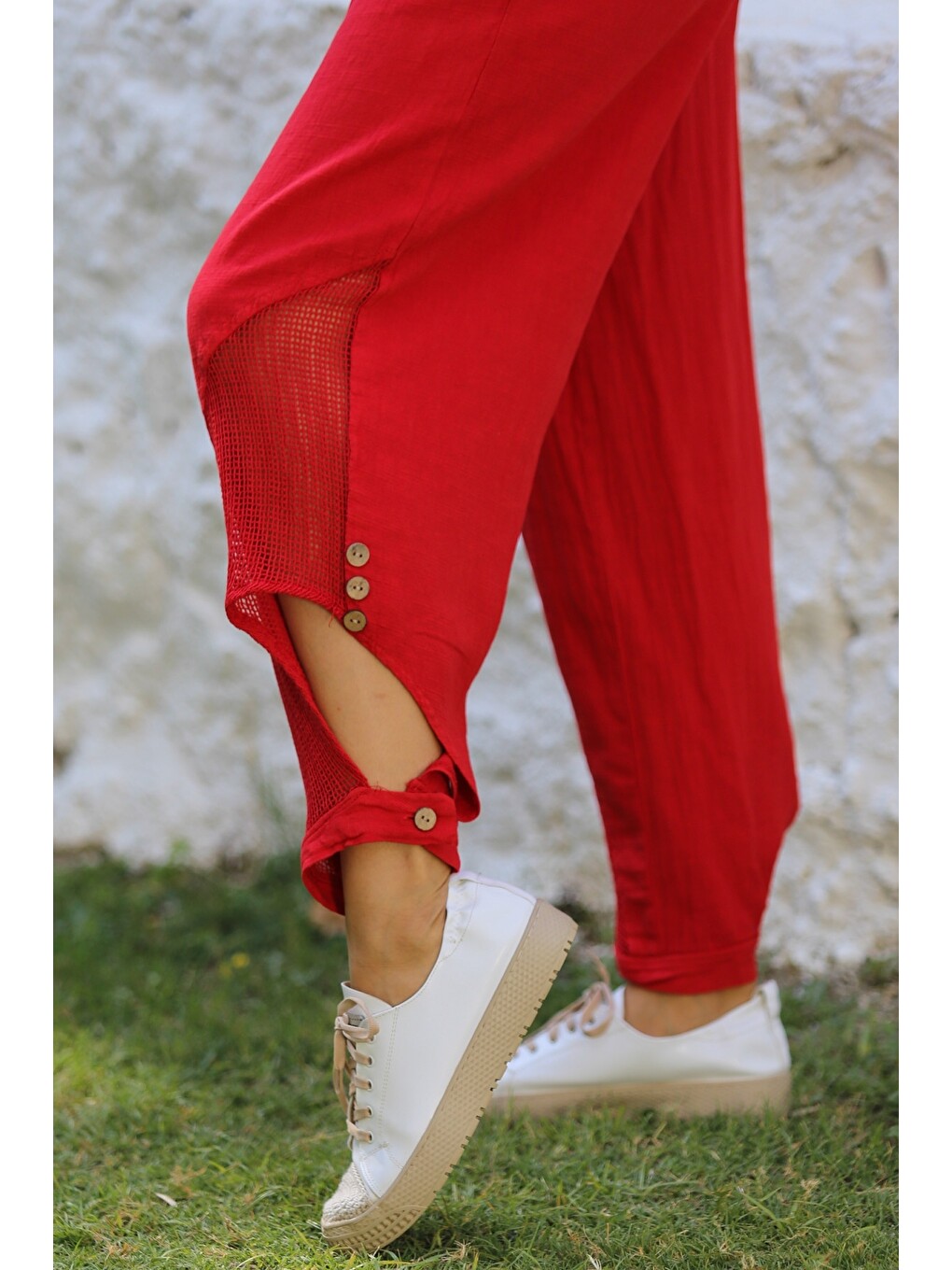 Kırmızı Cepli File Detaylı Yıkamalı Dokuma Lastikli Bel Jogger Paça Casual Pantolon-1