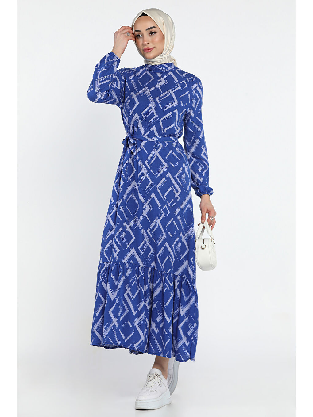 İndigo Desenli Bel Kuşaklı Tesettür Viskon Elbise-3