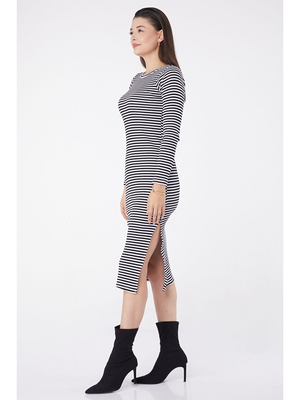 Yırtmaçlı Çizgili Elbise Siyah - 26367-3