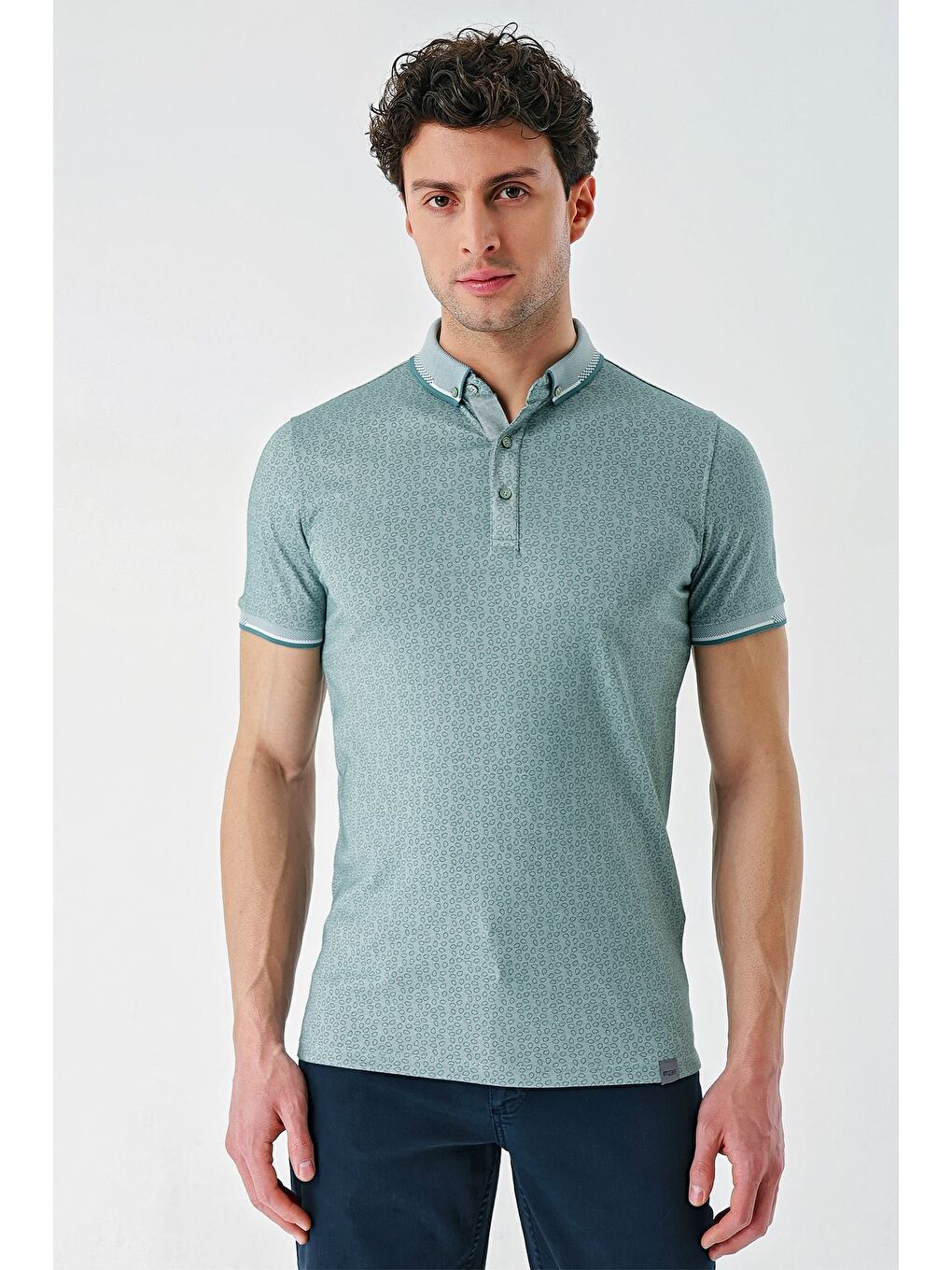 Kahverengi Koyu Vizon Baskılı Oxford Düğmeli Yaka Cepli Pamuklu Casual Slim Fit Dar Kesim Tişört 1011240177