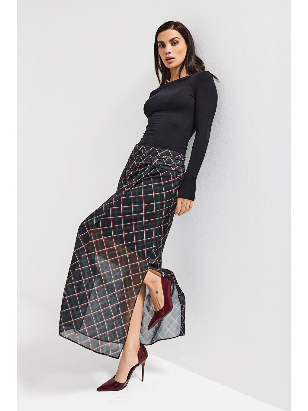 Siyah Kadın Koyu Ekose s6-1 Maxi Boy Kemer Detaylı Saten Etek-2