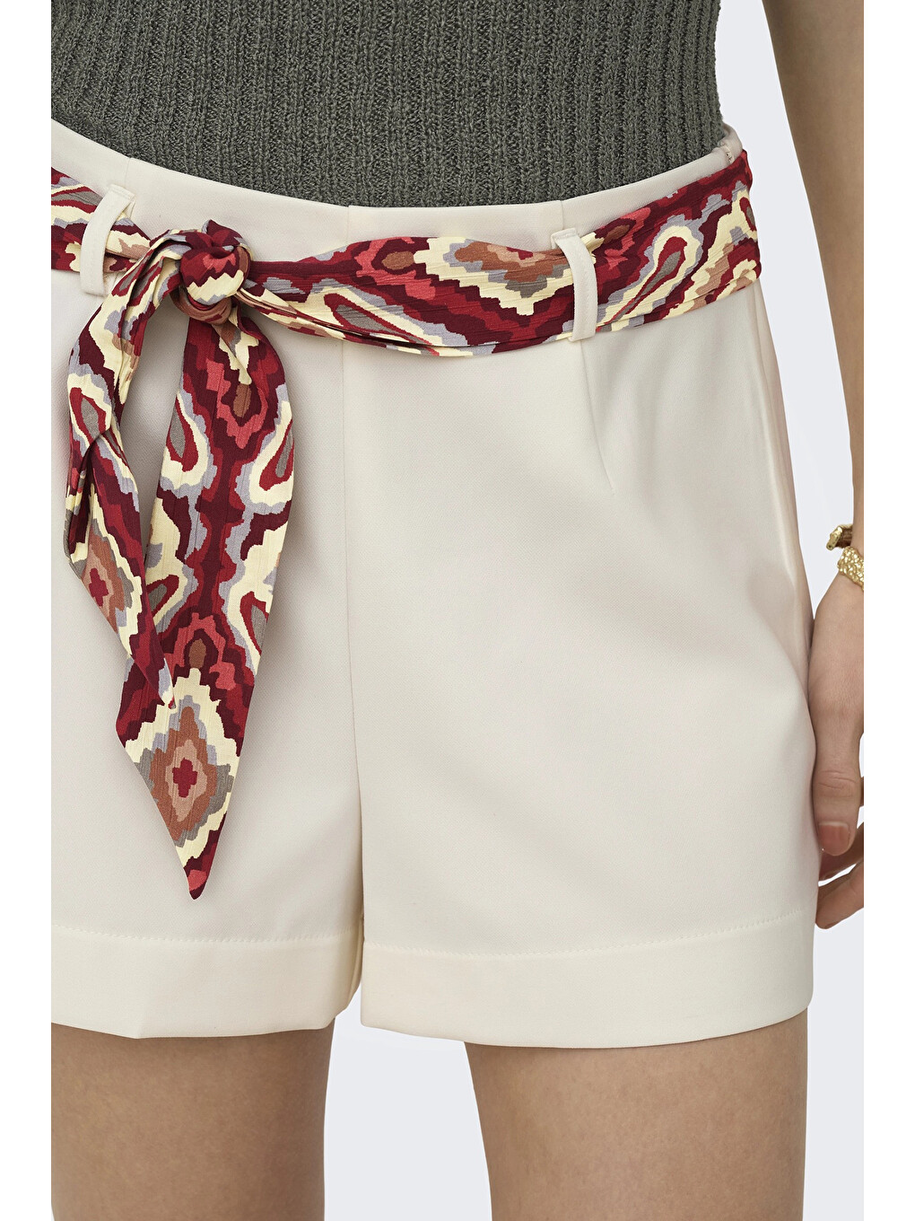 Ekru Onladora Regular Fit Yüksek Bel Bağlama Detaylı Short 15374573-3