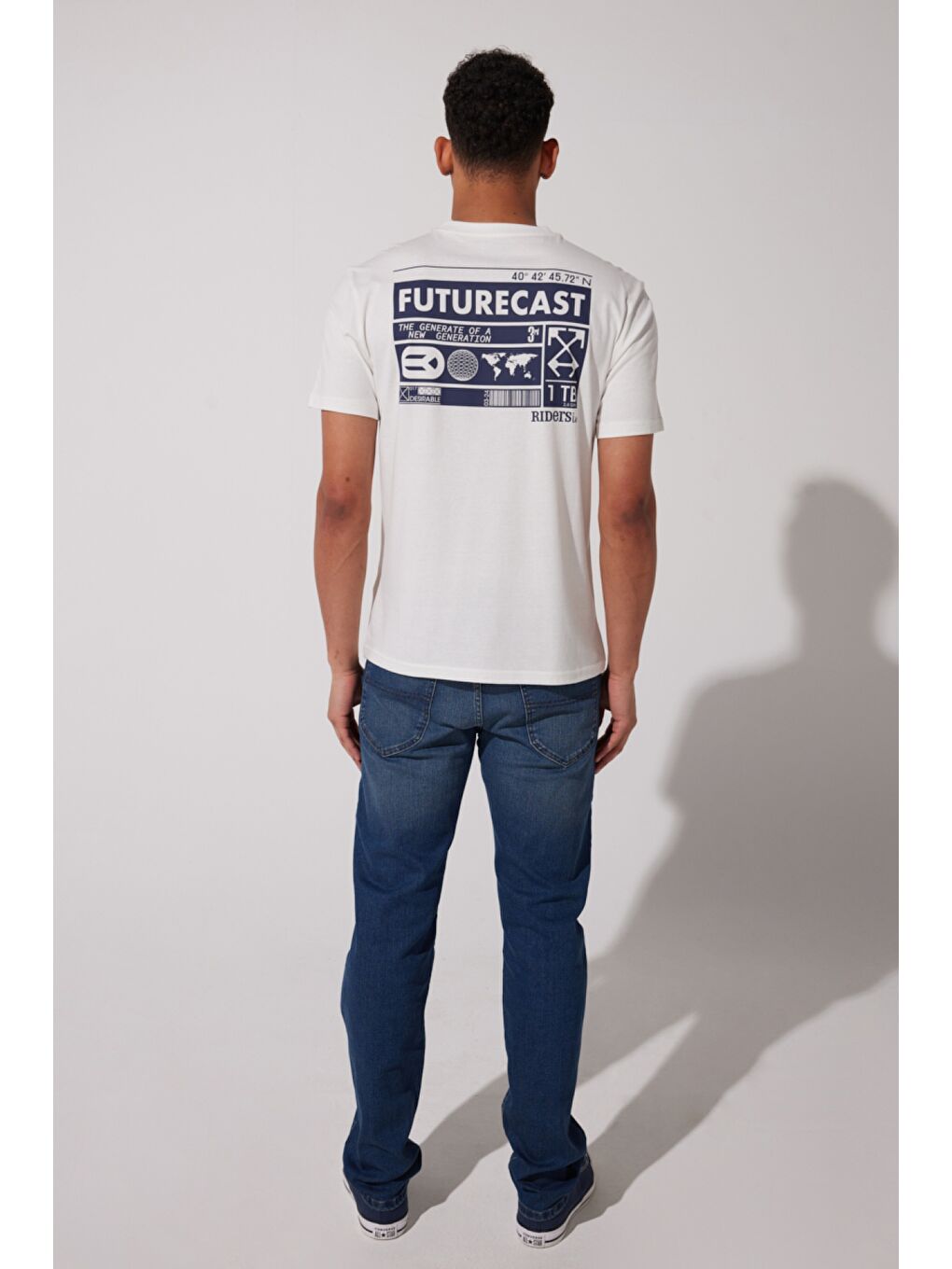 Loose Fit %100 Pamuk Bisiklet Yaka Beyaz Tişört-5