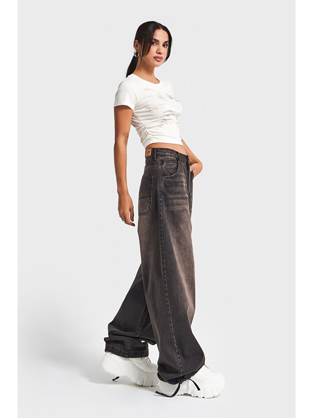 Kahverengi Kadın Taşlanmış Koyu Kahve Renk 2w5-62 Straight Baggy Fit Bağcıklı Denim Jean-4