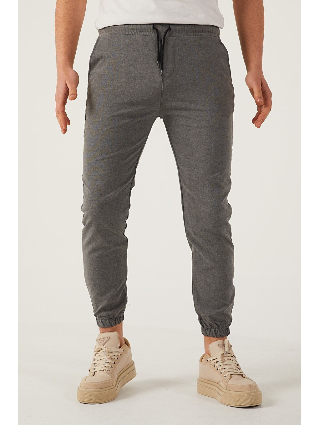 Gri Erkek Dar Kalıp Lastikli Paça Jogger Pantolon-6
