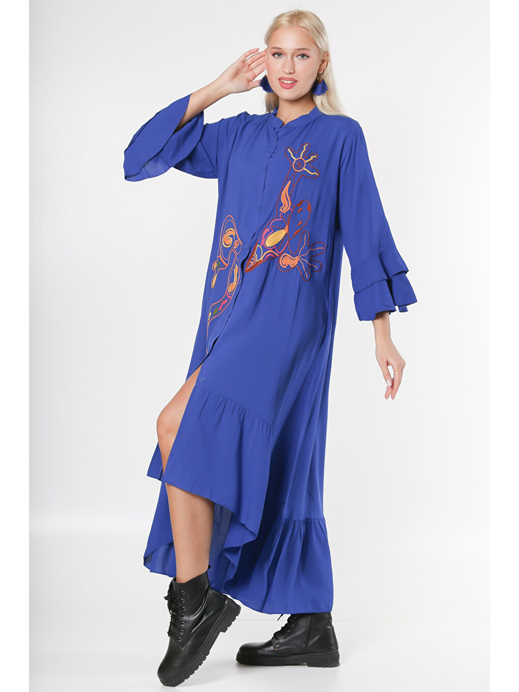 Koyu Mavi Dik Yaka Fırfırlı Kol Düğmeli Kol Ve Etek Ucu Fırfırlı Nakışlı Oversize Dokuma Elbise-3