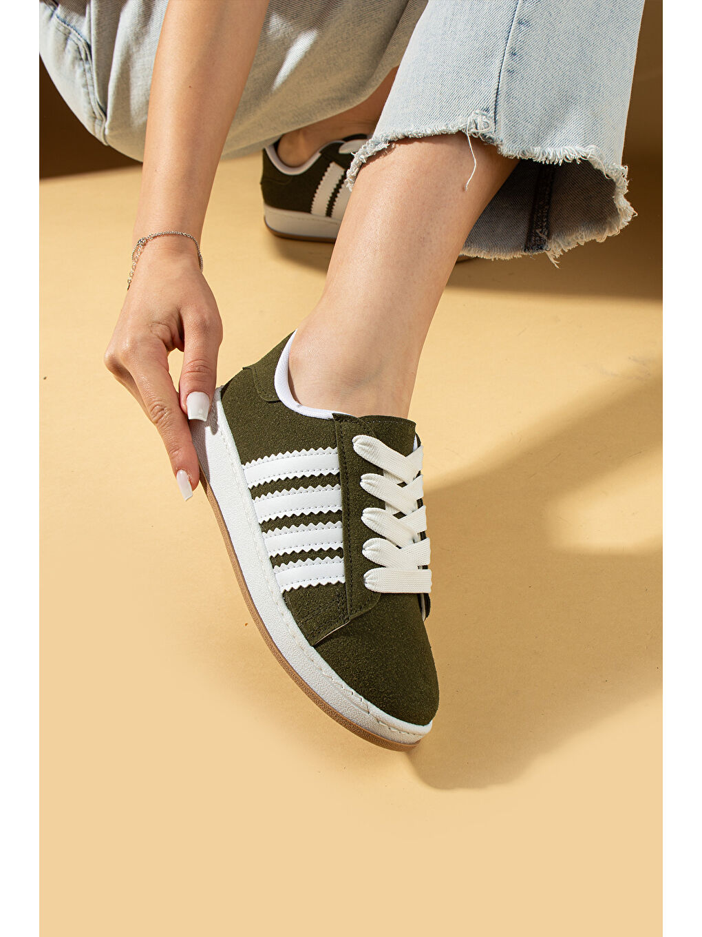 Haki Bağcıklı Rahat Kalıp Şerit Detaylı Comfort Taban Kadın Sneaker 001-1015-24-2