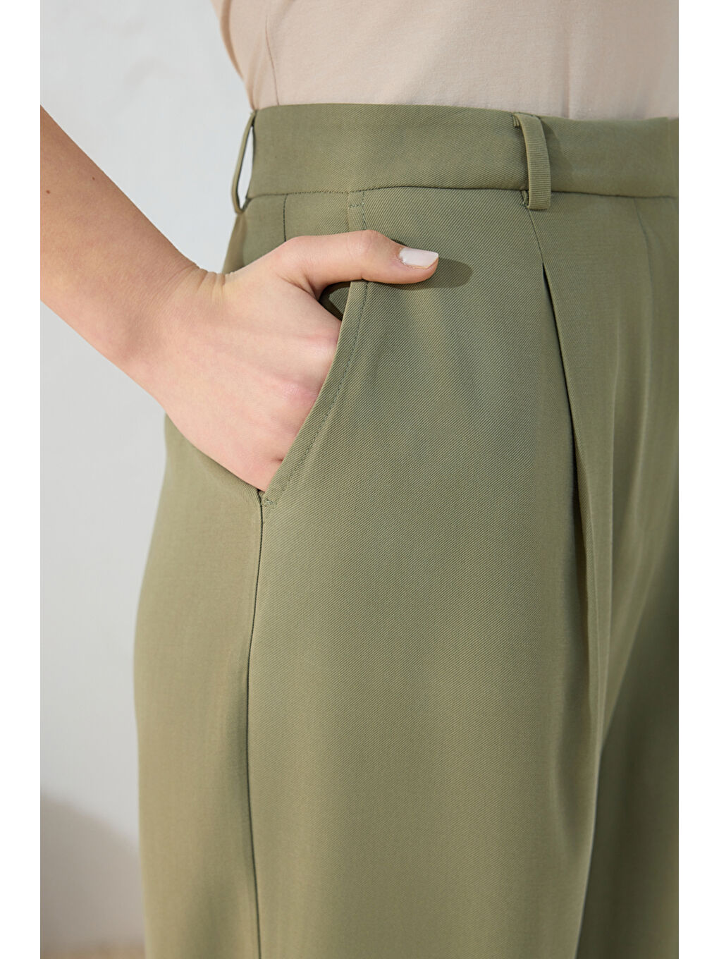 Haki Pileli Pantolon-5