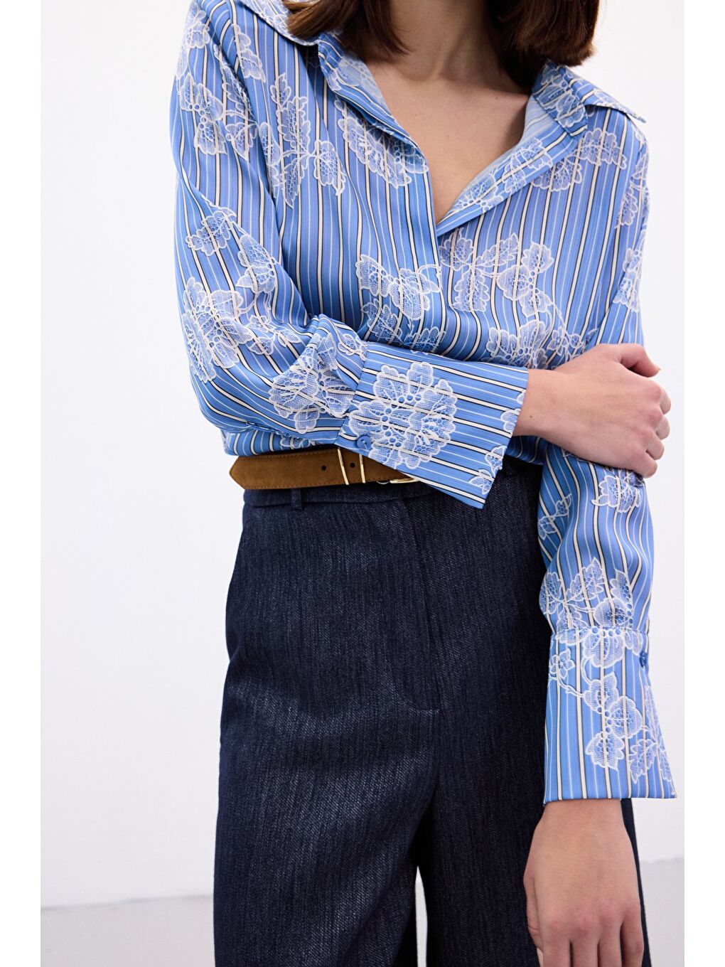 Geniş Manşetli Gömlek - Mavi-6