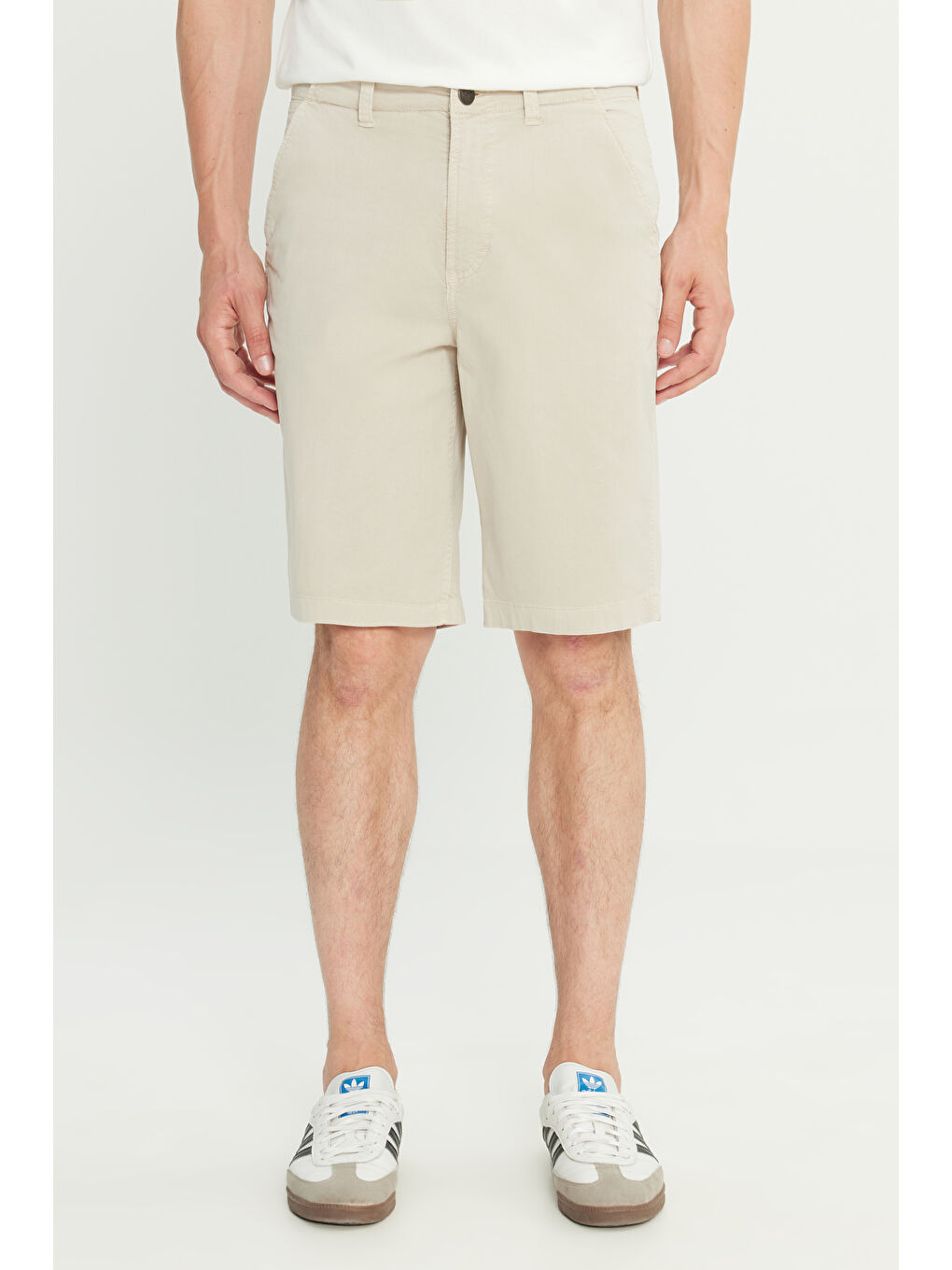 Bej Regular Fit Normal Kesim Lastik Bel Detaylı Pamuklu Esnek Gri Chino Şort-2
