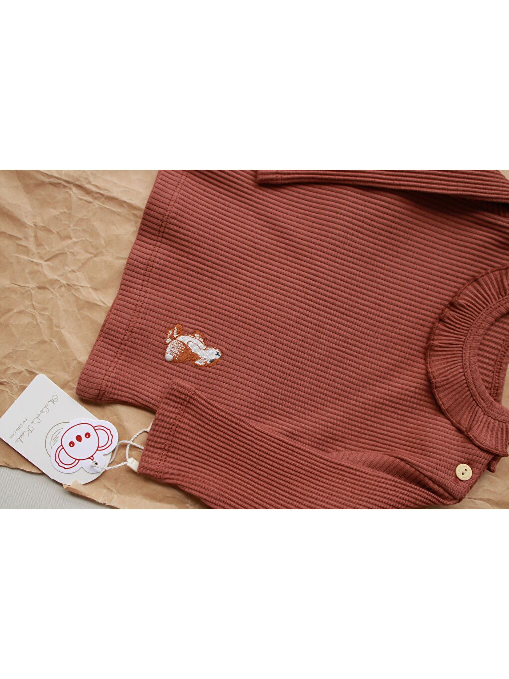 Kahverengi Çikolata Tavşan Nakışlı Fırfırlı Kız Üst-4