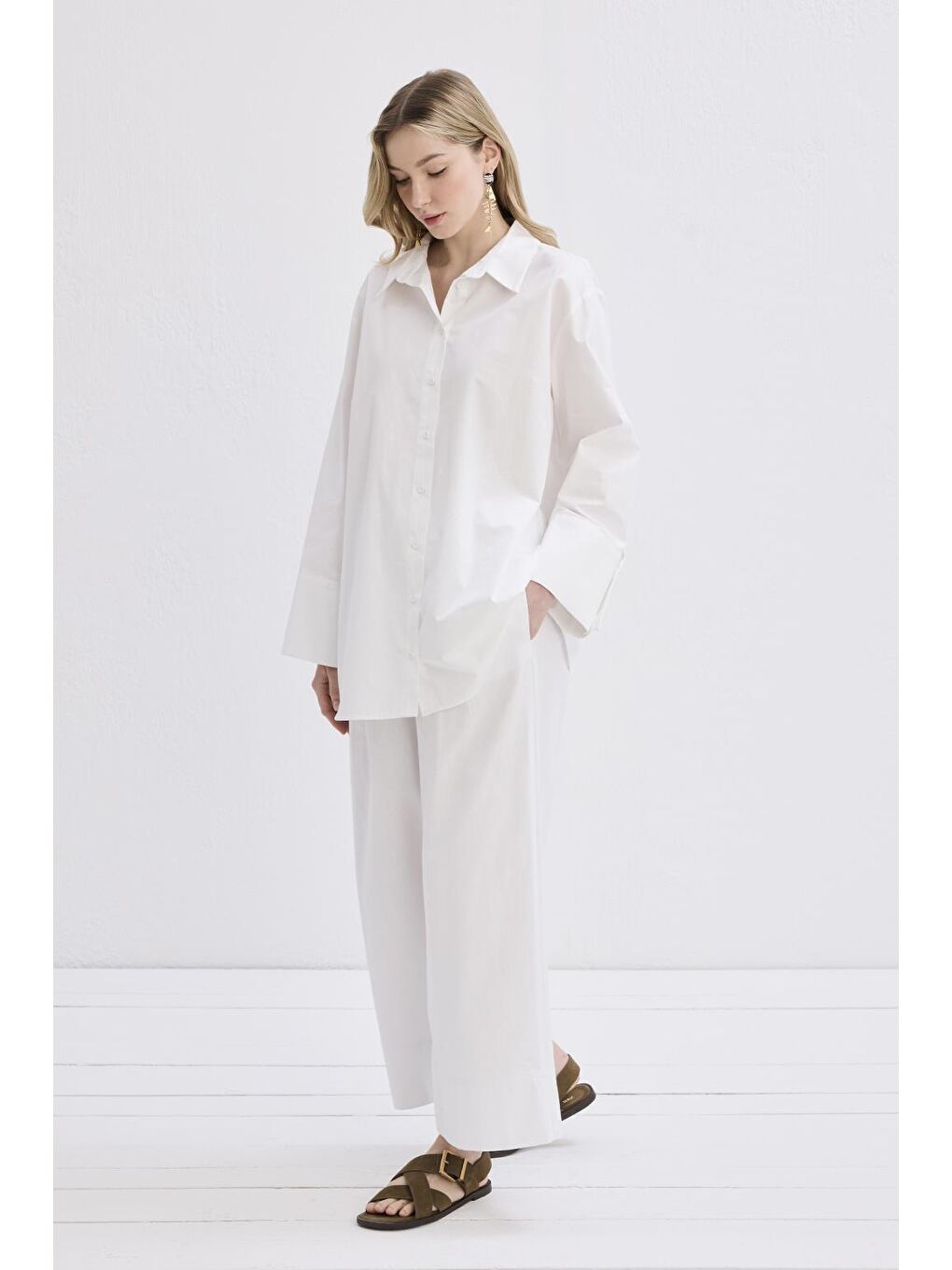 Madelin Manşetli Gömlek Ekru-2