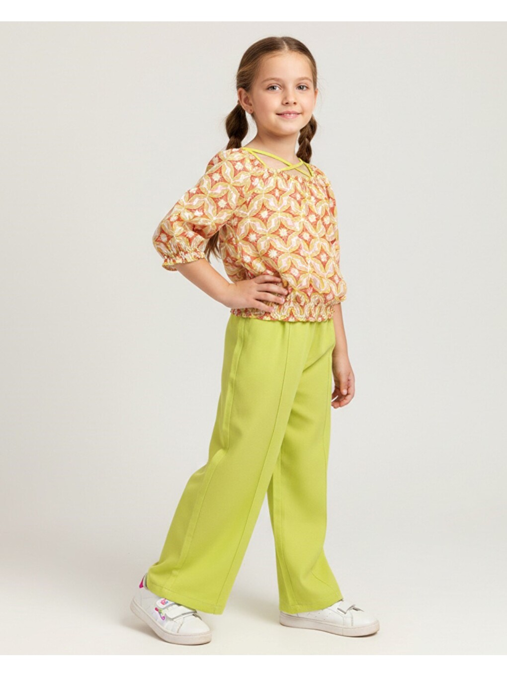 Yeşil Kız Çocuk Yazlık Etnik Desen Bluzlu, Müslin Pantalonlu 6-7-8-9-10 Yaş Bol Paçalı Takım