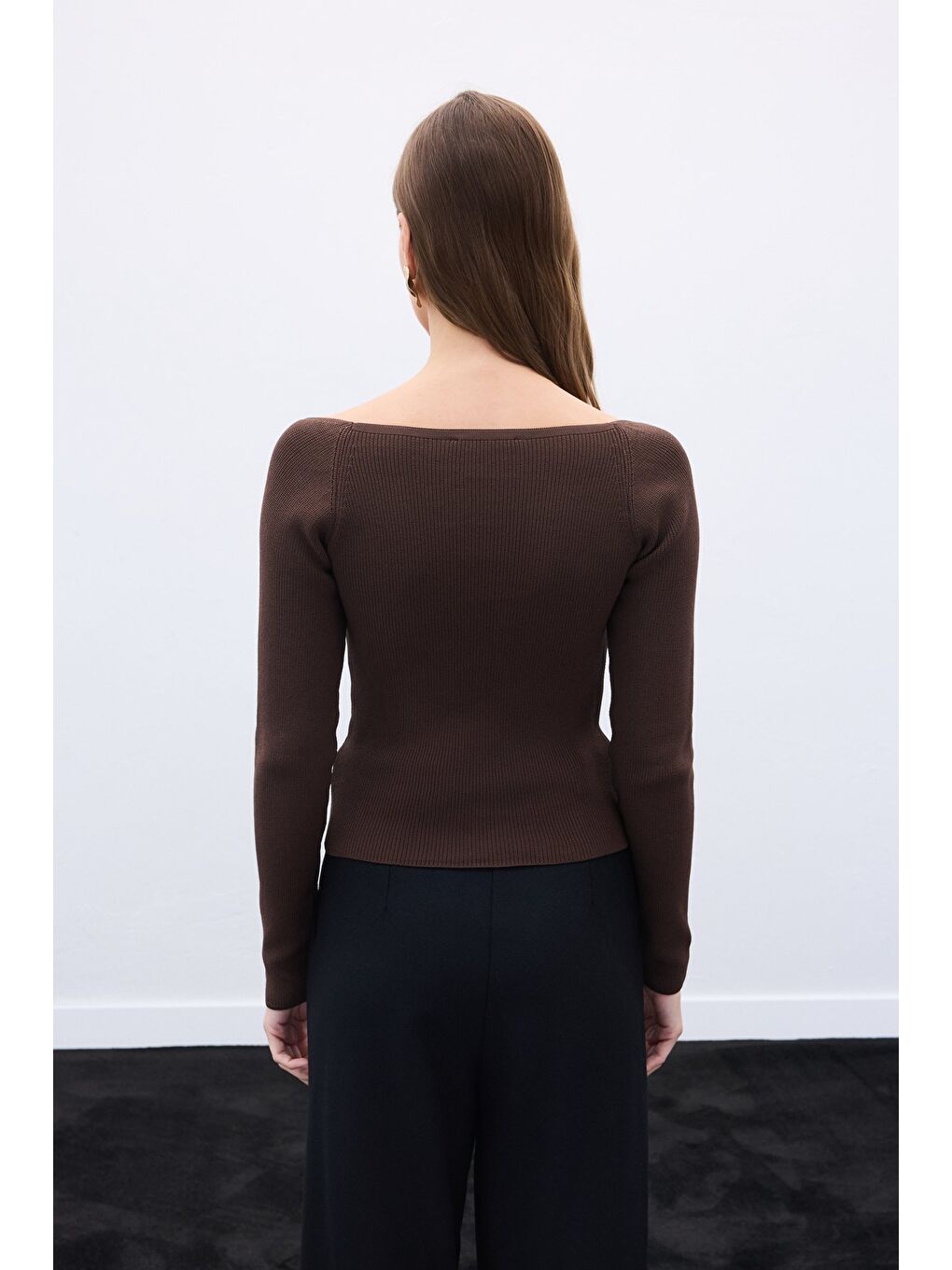 Kahverengi Kalp Yaka Triko Bluz - Kahve-4