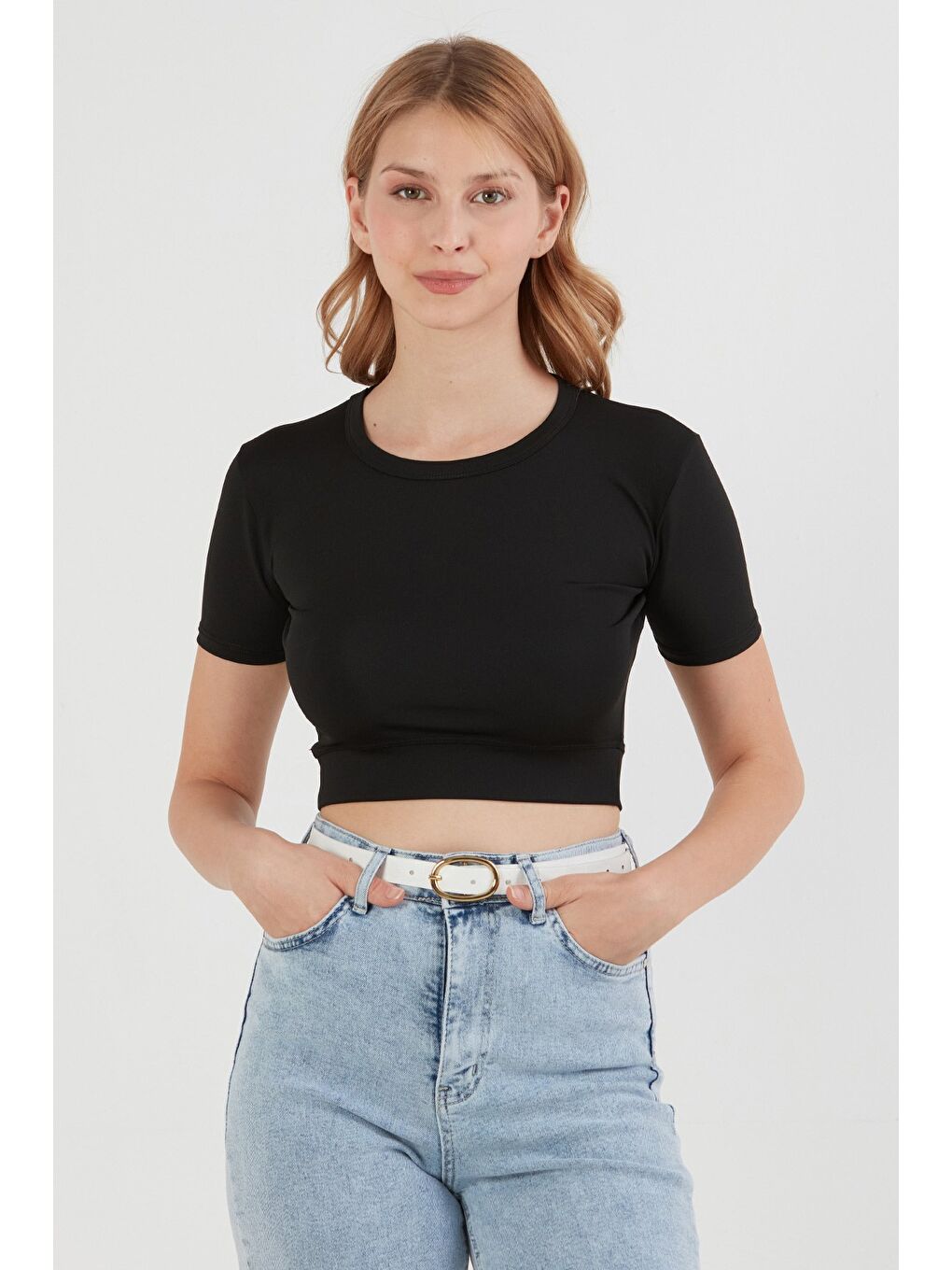 Siyah Basic Bisiklet Yaka Crop Tişört