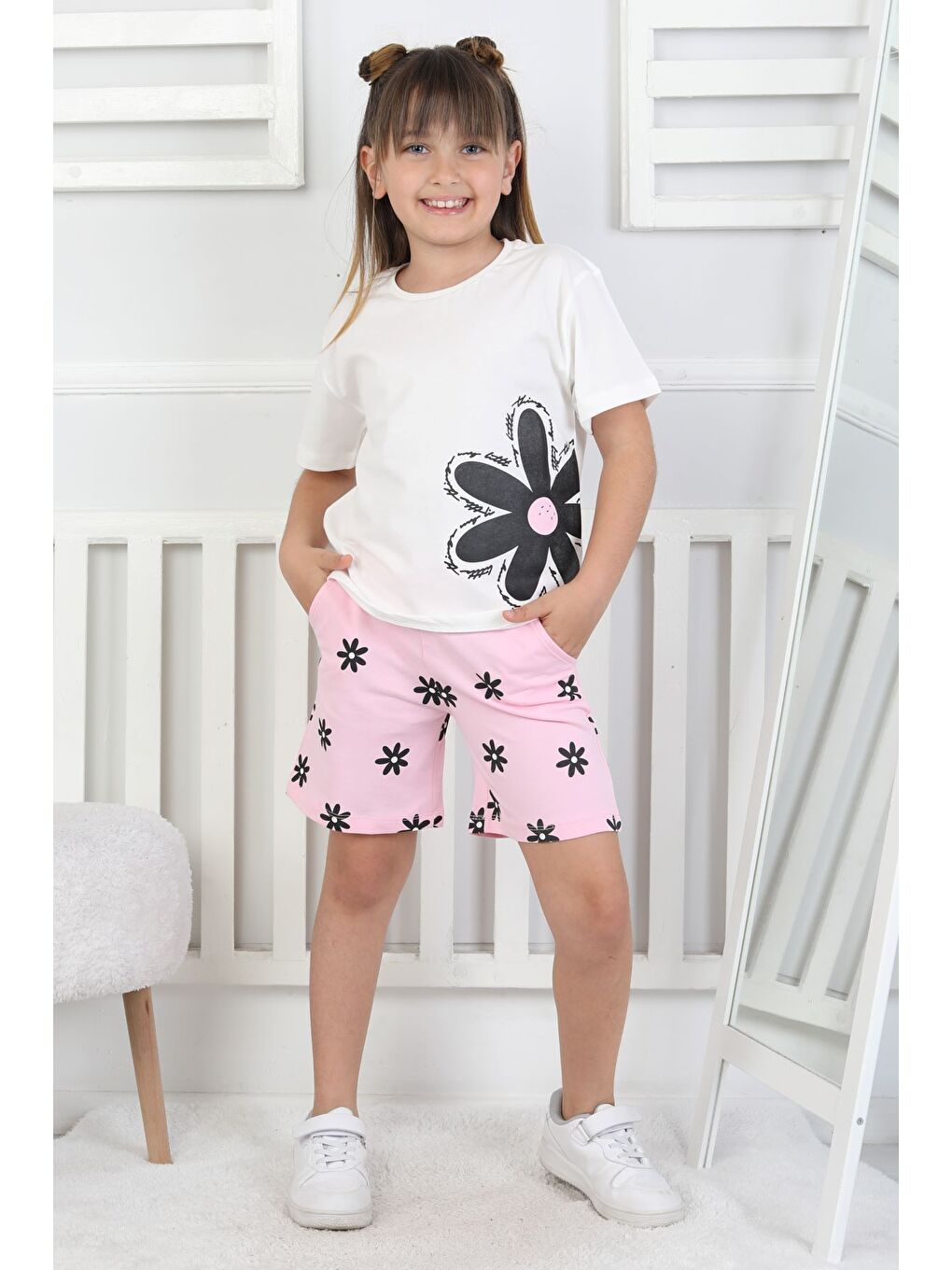 Pembe Papatya Baskılı Kısa Kollu Cepli Kız Çocuk Şort Takım-6