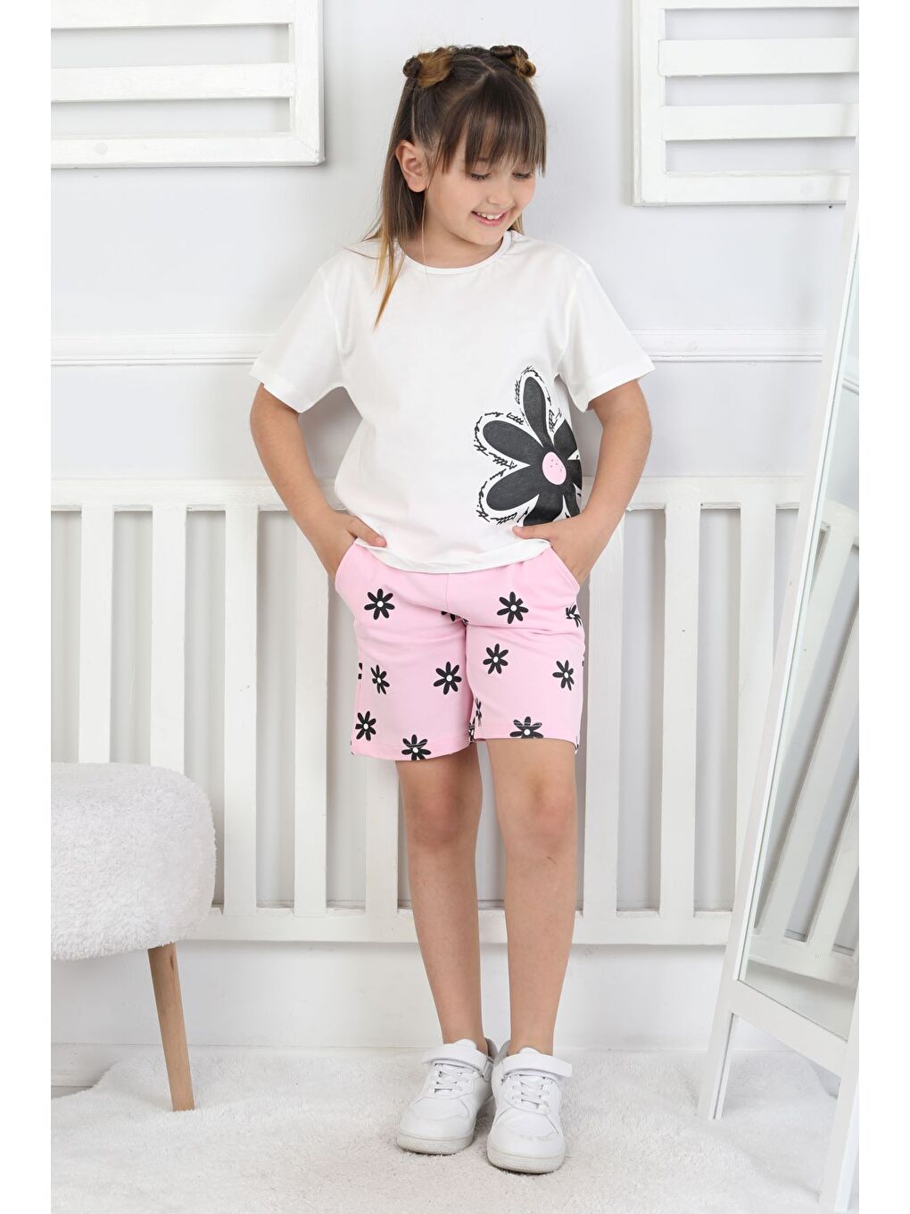 Pembe Papatya Baskılı Kısa Kollu Cepli Kız Çocuk Şort Takım-8