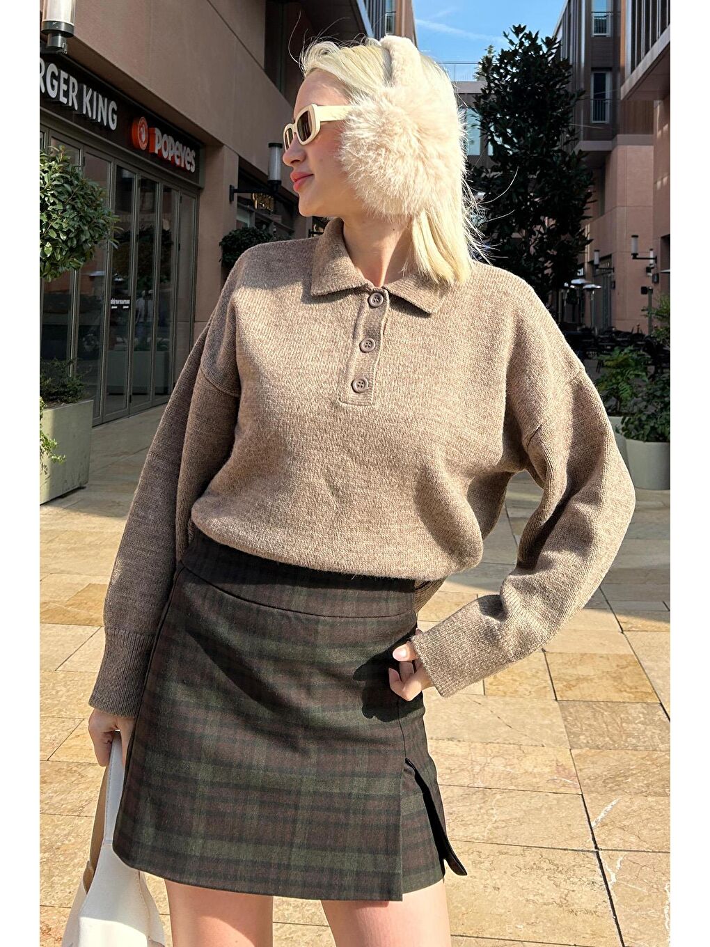 Bej Vizon Düğmeli Polo Yaka Kadın Kazak Mg2307-4