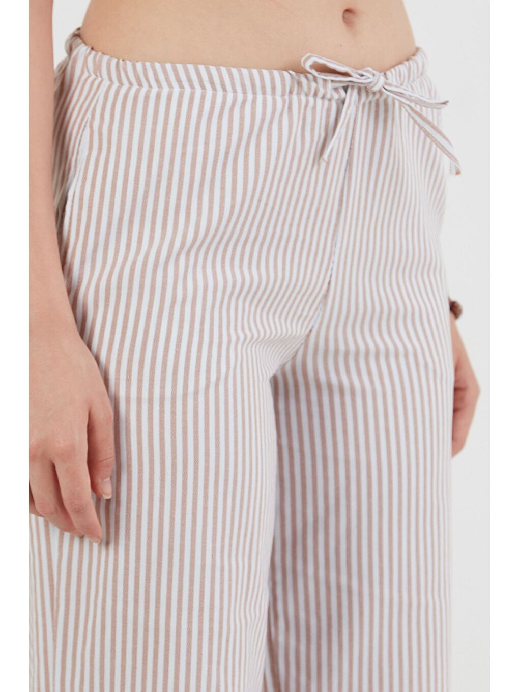 Kahverengi Çizgili Beli Bağlamalı Palazzo Pantolon-4