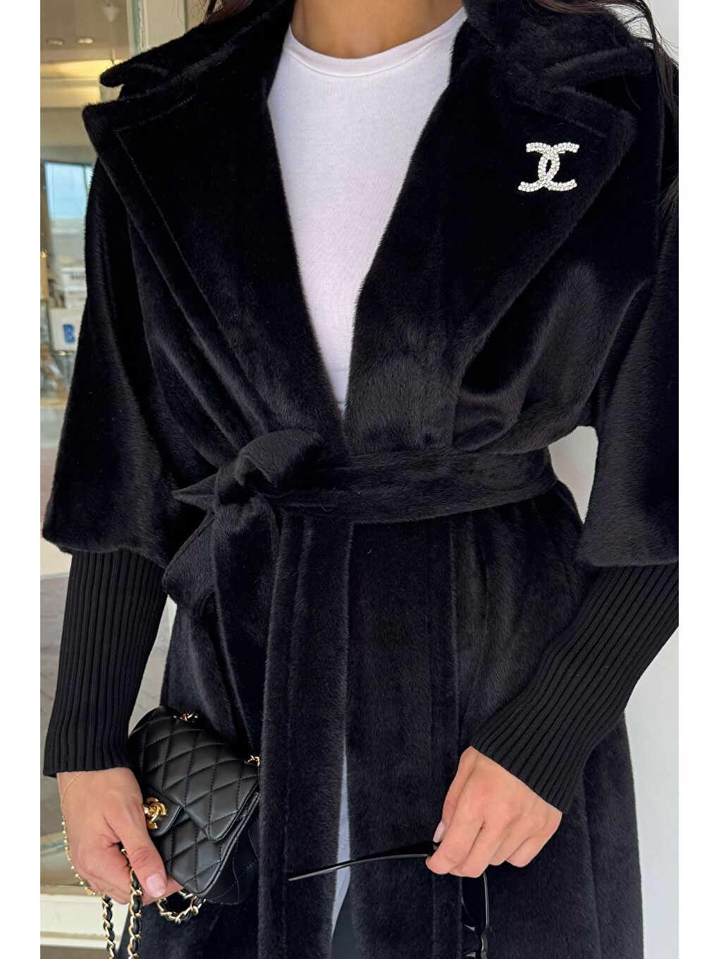 Siyah Kadın Su Fırçalı Kuşaklı Kaşe Kaban-3