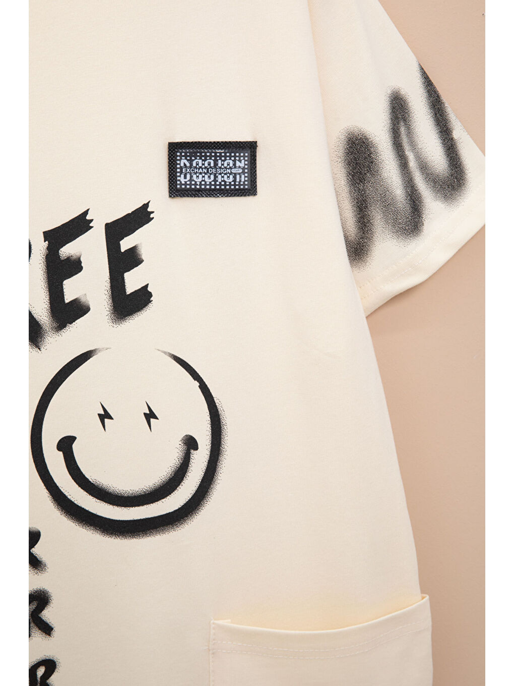Ekru Krem Cep Detaylı Yazı Baskılı Erkek Çocuk Bisiklet Yaka Tişört 20907-1