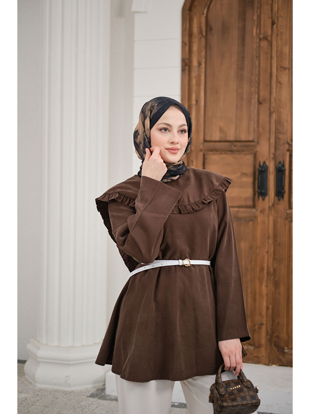 Kadın Fırfır Detay Dikiş Pensli Tunik Kahverengi-1