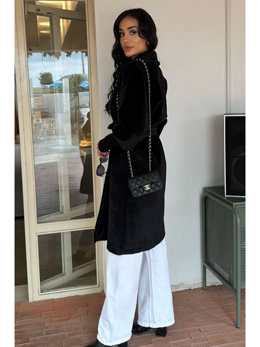 Siyah Kadın Su Fırçalı Kuşaklı Kaşe Kaban-6