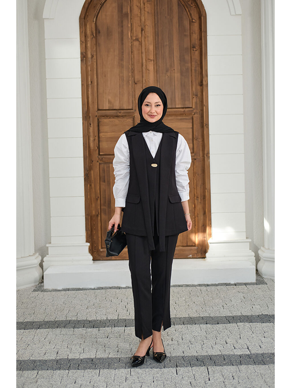 Kadın Gold Düğme Detaylı Yelekli Takım Siyah