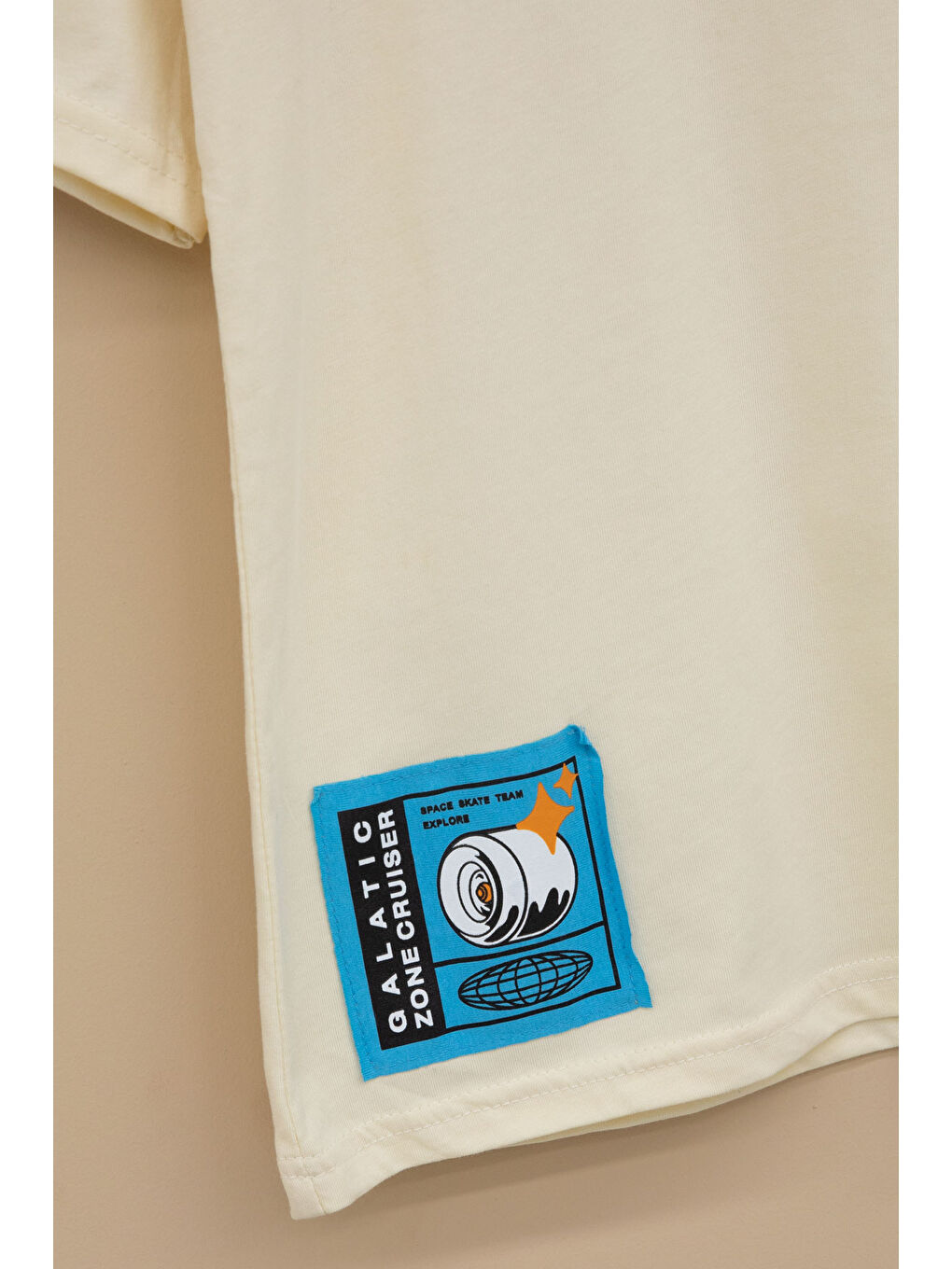 Ekru Krem Kaykay Baskılı Yazılı Erkek Çocuk Bisiklet Yaka Tişört 20914-2