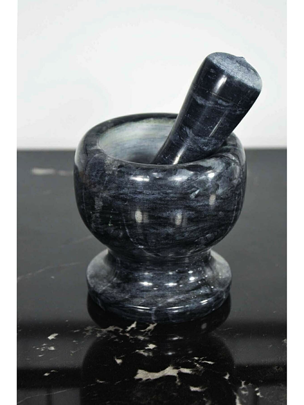 Doğal Desenli Yekpare Mermer Oyma Havan Siyah Renkli Ayaklı-4