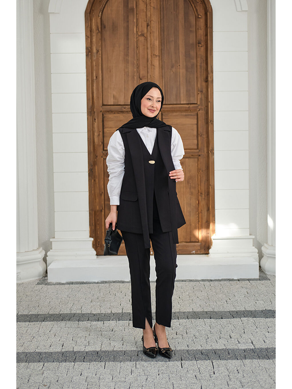 Kadın Gold Düğme Detaylı Yelekli Takım Siyah-1