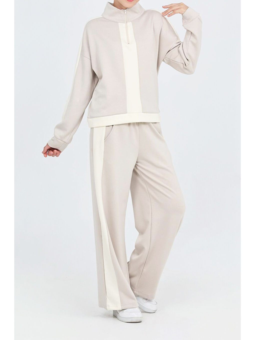 Ekru Kız Çocuk Double Face Kumaş Yarım Fermuarlı Ve Şerit Garni Detaylı Alt-Üst Takım 12300